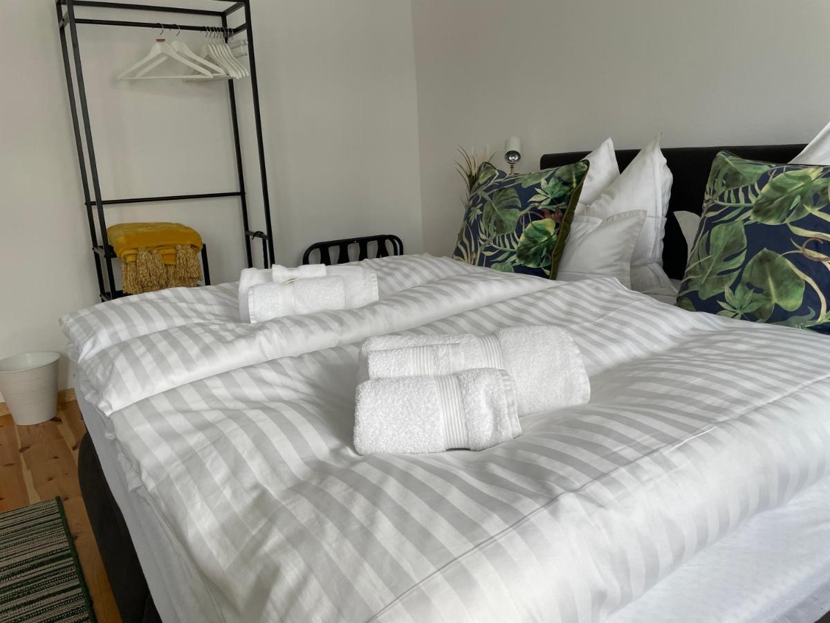 Voh Exklusives Wohnhaus Mitten In Vohenstrauss, Bis 8 Personen!!! Экстерьер фото